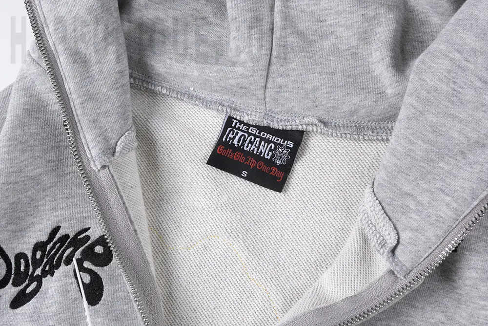 GloGang Four-Way Arrow Hoodie necklabel