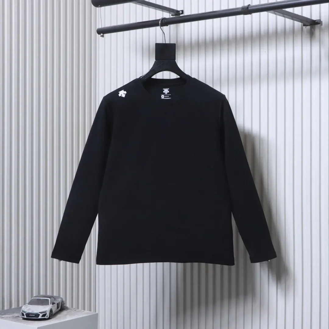DSC 26FW Sorona Silicone Logo Long-Sleeve Shirt