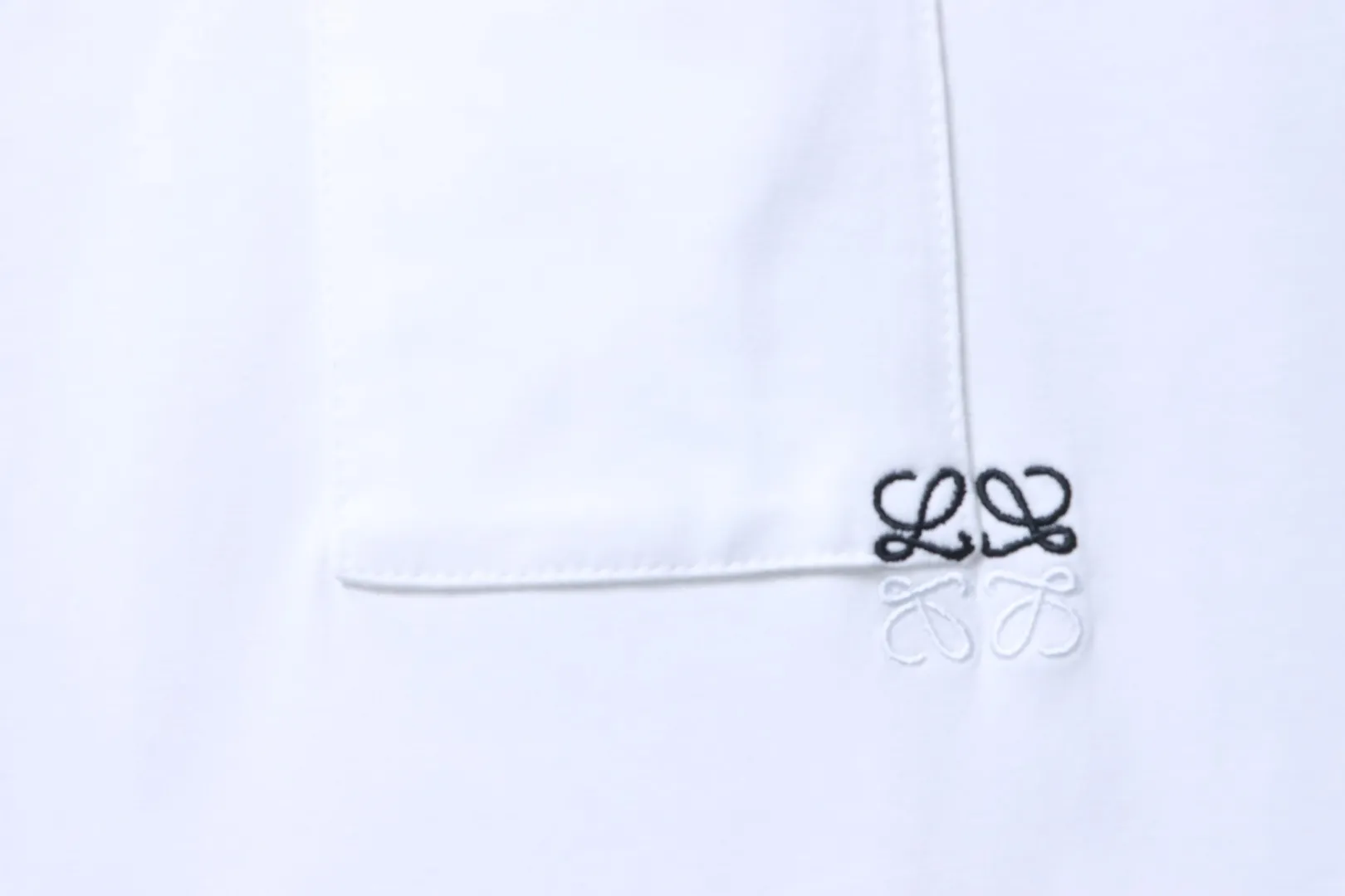 Pocket with Logo