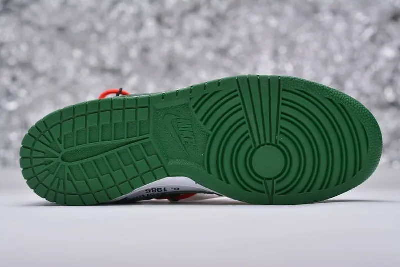 Dunk Low Off-White Pine Green