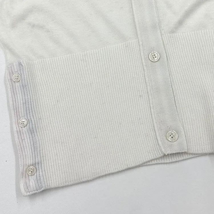 Bottom Hem Details