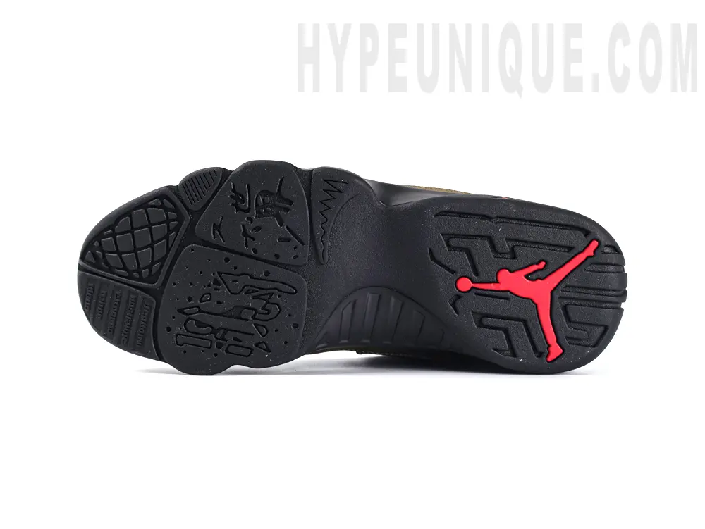 the black toe box