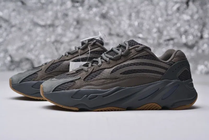 Yeezy Boost 700 V2 Geode Replica