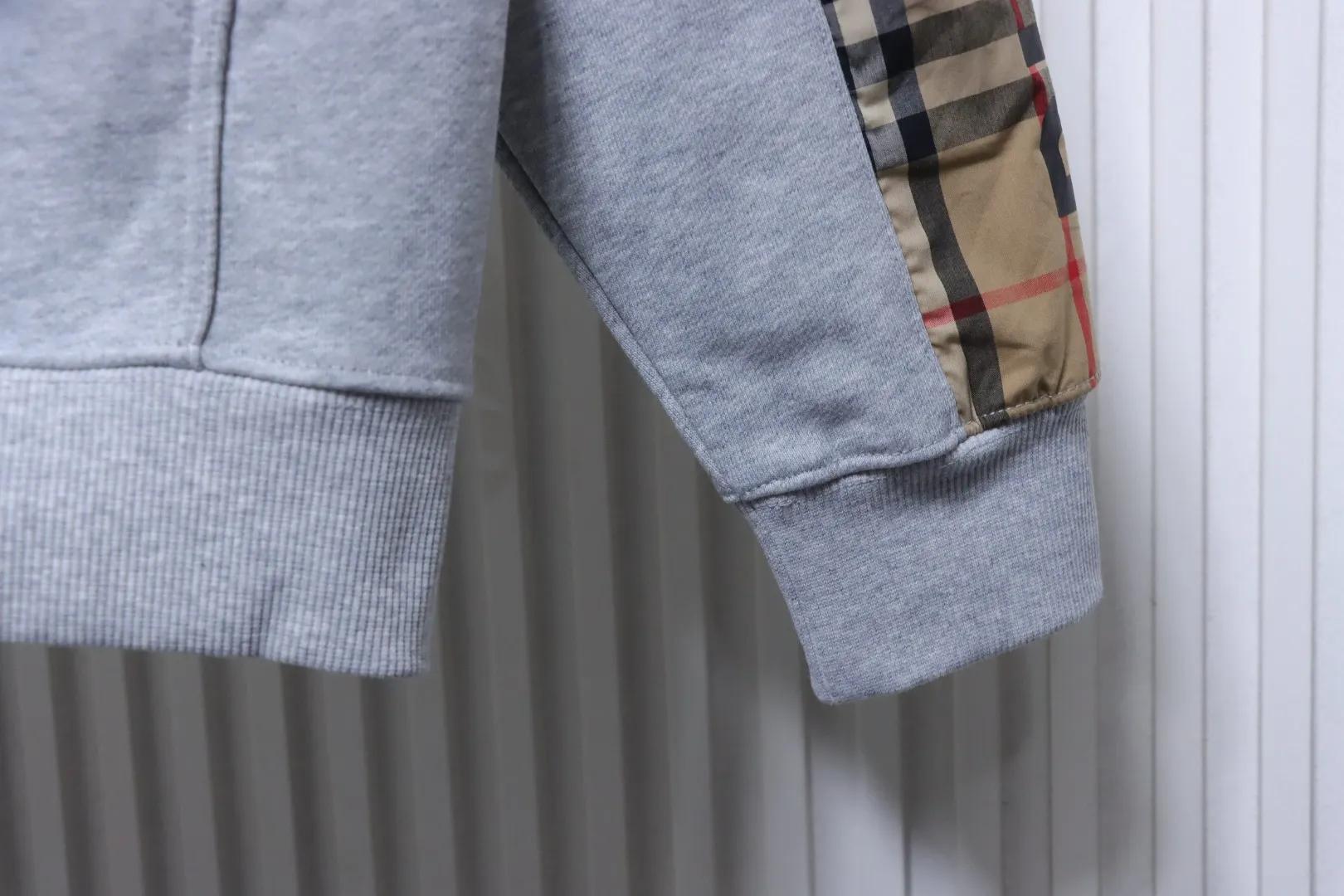 Long Sleeve Details