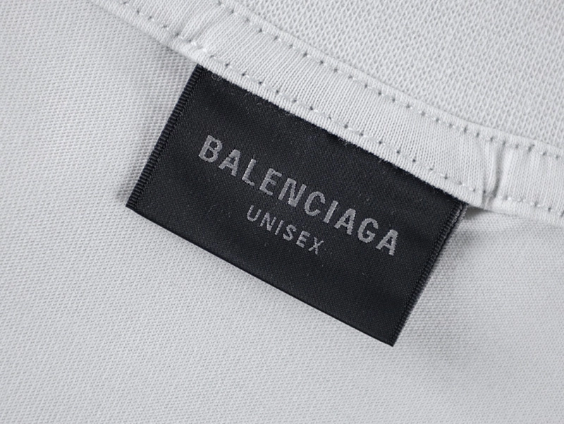 Sunglasses Logo Printed T-Shirt